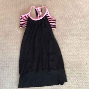 Lululemon workout top